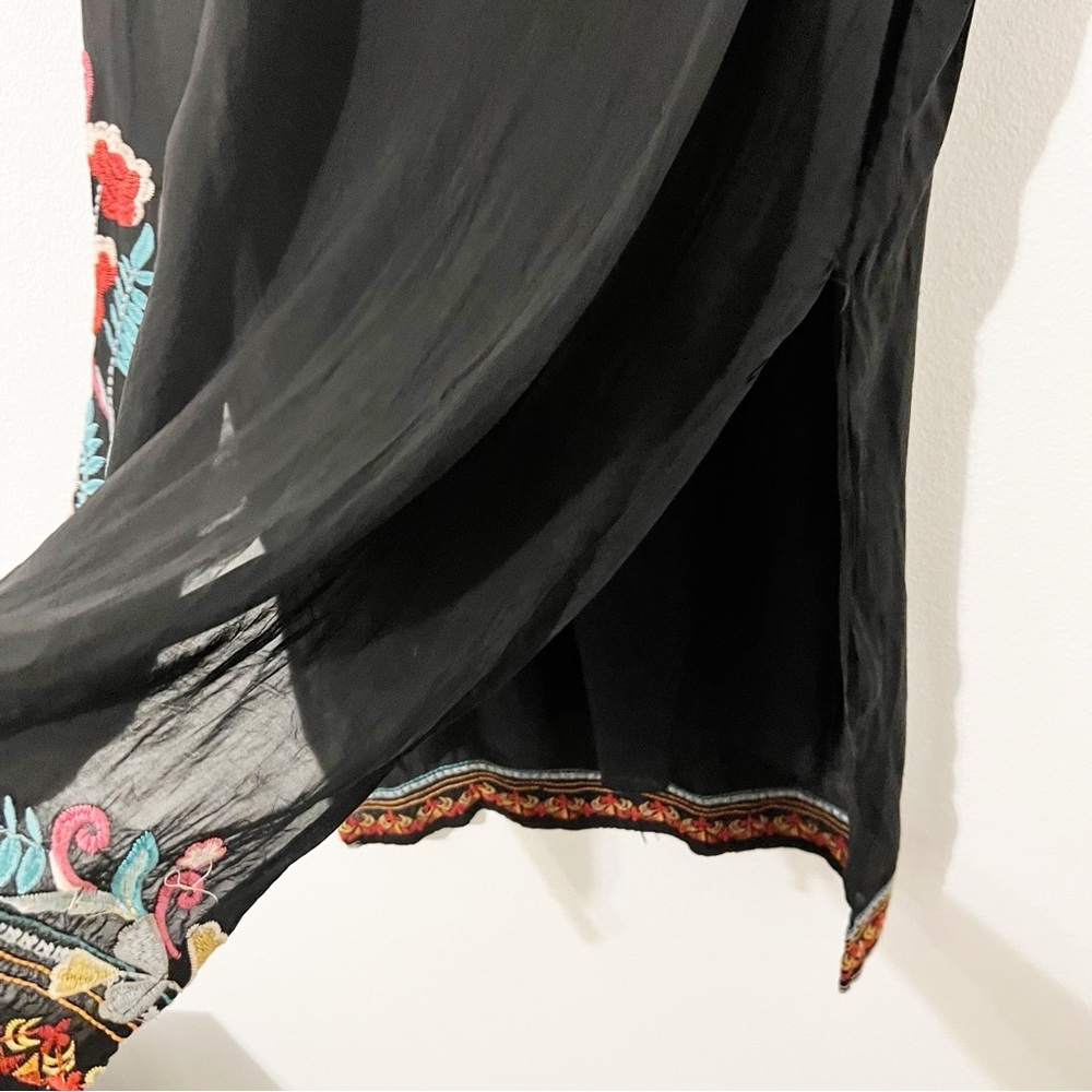 JOHNNY WAS GEORGETTA LONG TUNIC WITH FLORAL EMBROIDERY BOAT NECKLINE Black Large - Picture 4 of 7
